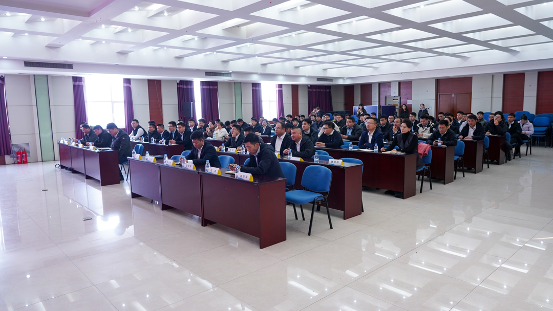 策马扬鞭启新程 | 宏鑫源营销中心召开2026工作启动会